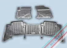 Gumové koberce Toyota Hilux 2015-2025 - 28 mm okraj