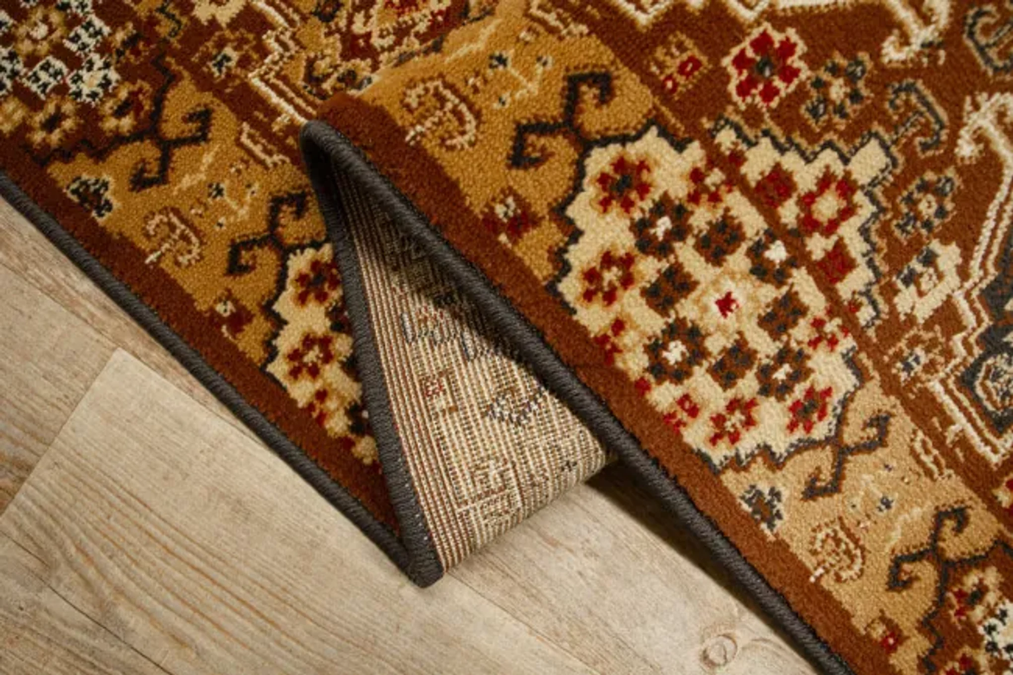 Kusový koberec Ines light brown