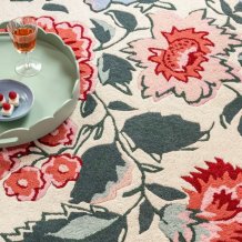 Kusový koberec Laura Ashley Wendling Floral poppy red 083100 Brink & Campman