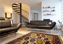 Kusový koberec Serap gold