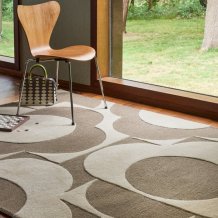 Moderní kusový koberec Orla Kiely Prism Flower mushroom-ecru 158009 - Brink & Campman