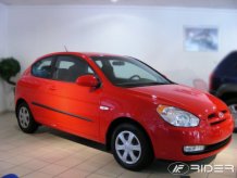 Ochranné bočné lišty Hyundai Accent 2006-2011 (hatchback, 3 dveře)