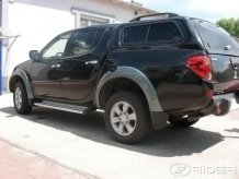 Ochranné bočné lišty Mitsubishi L200 2006-2011 (van, minivan)