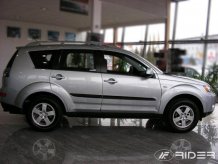 Ochranné bočné lišty Mitsubishi Outlander 2006-2013