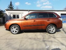 Ochranné bočné lišty Mitsubishi Outlander 2013-2022