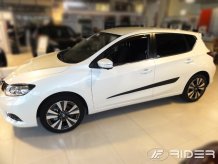 Ochranné bočné lišty Nissan Pulsar 2014-2018 (hatchback)