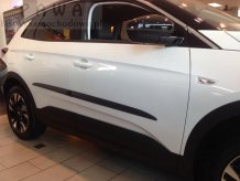 Ochranné bočné lišty Opel Grandland X 2017-2024