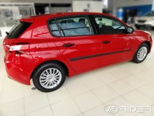 Ochranné bočné lišty Peugeot 308 2013-2021 (hatchback)