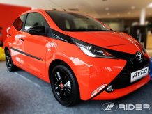 Ochranné bočné lišty Toyota Aygo 2014-2021 (hatchback)