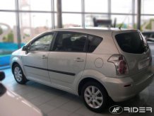 Ochranné bočné lišty Toyota Verso 2013-2018 (hatchback)