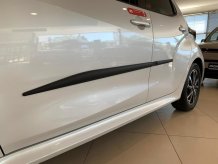 Ochranné bočné lišty Toyota Yaris 2020-