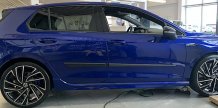 Ochranné bočné lišty Volkswagen Golf-R VIII. 2022- (hatchback)