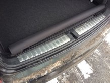 Textilné koberce do kufra auta s nášľapom Škoda Kodiaq 5 mist 2016 - Carfit (4324-kufr)